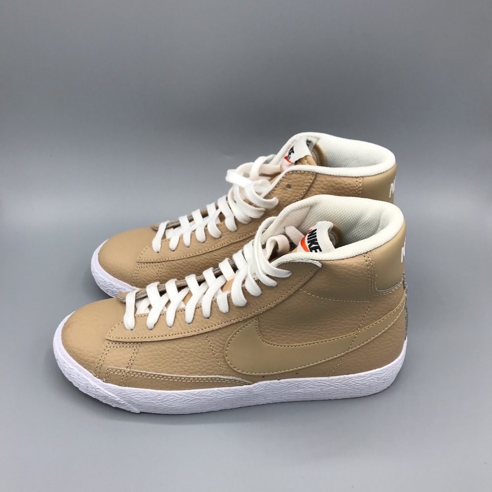 Nike Blazer Mid